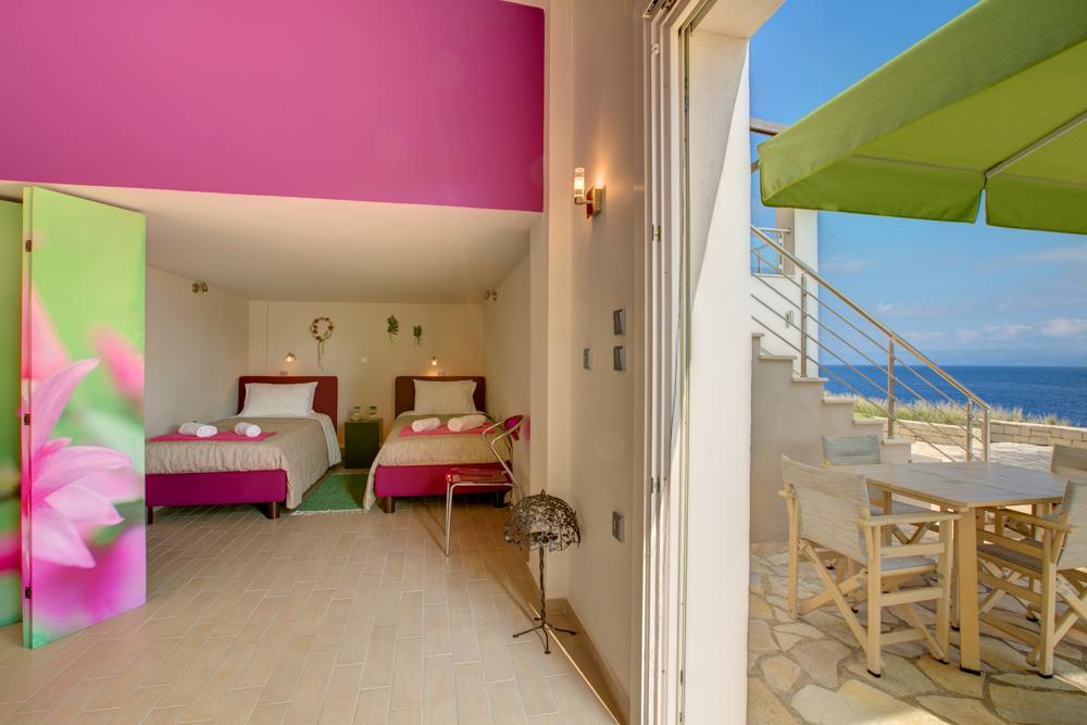 Villa Terra Del Nonno With Sea Views & Pool Gaios Room photo
