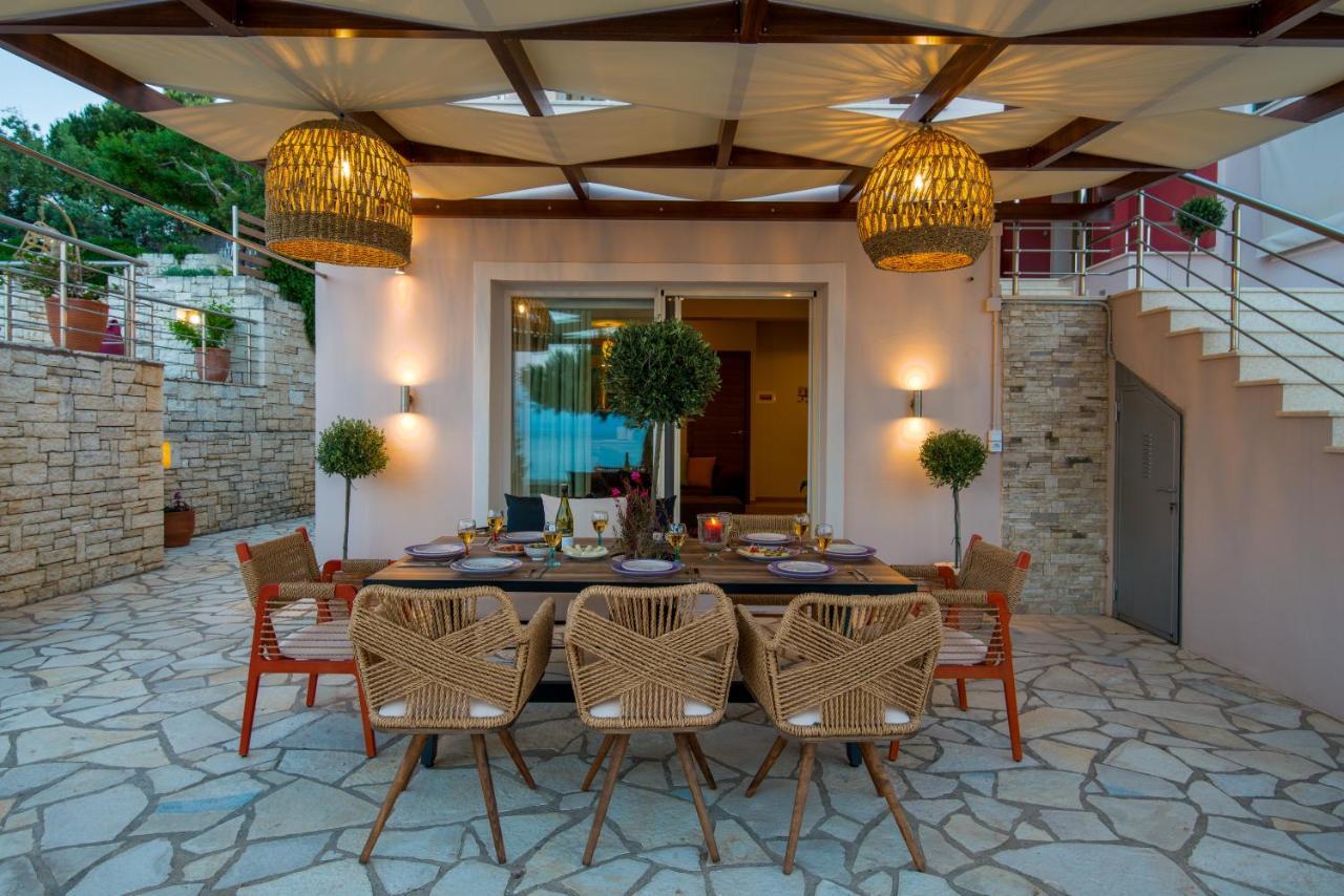 Villa Terra Del Nonno With Sea Views & Pool Gaios Exterior photo