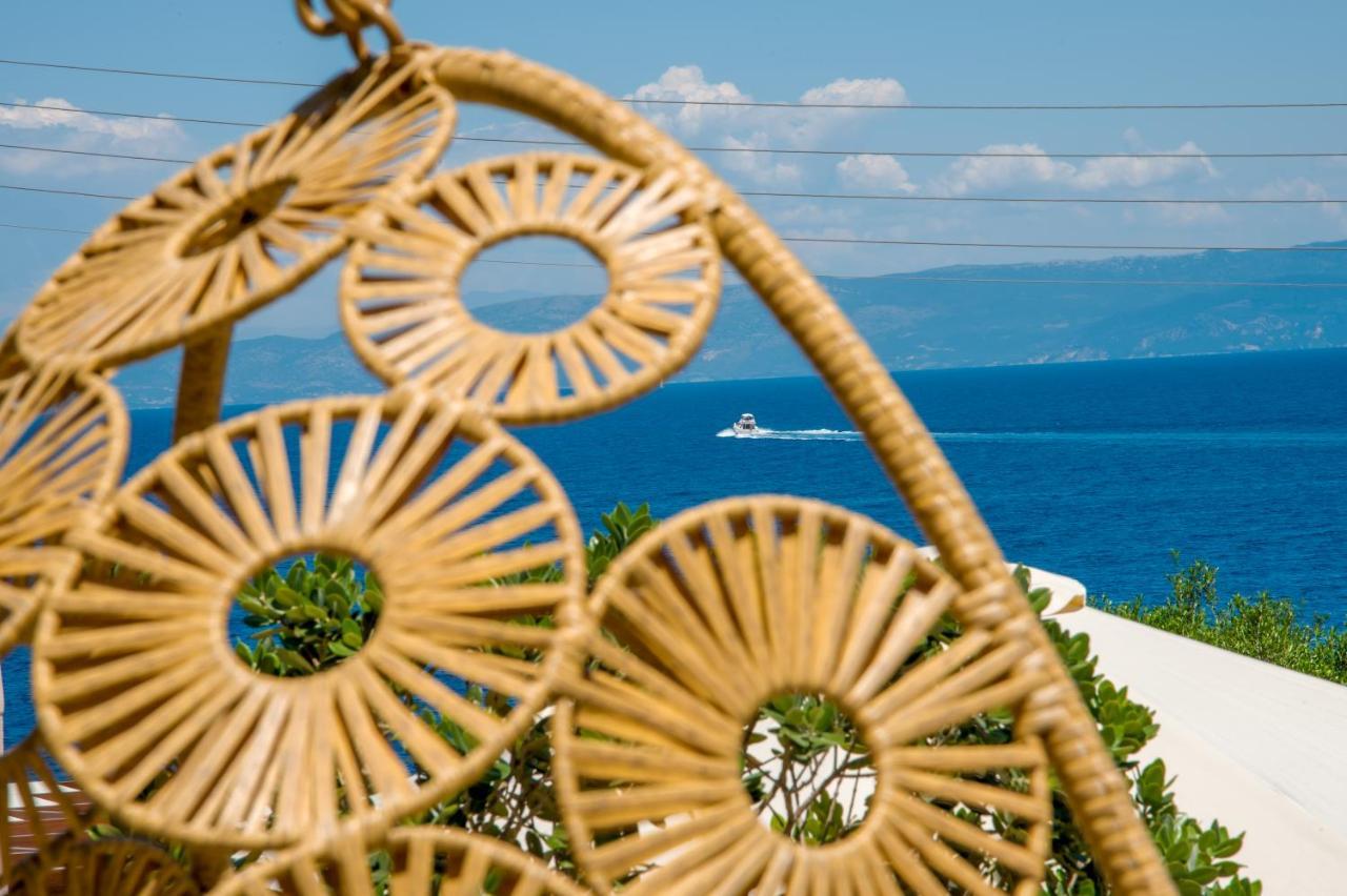 Villa Terra Del Nonno With Sea Views & Pool Gaios Exterior photo